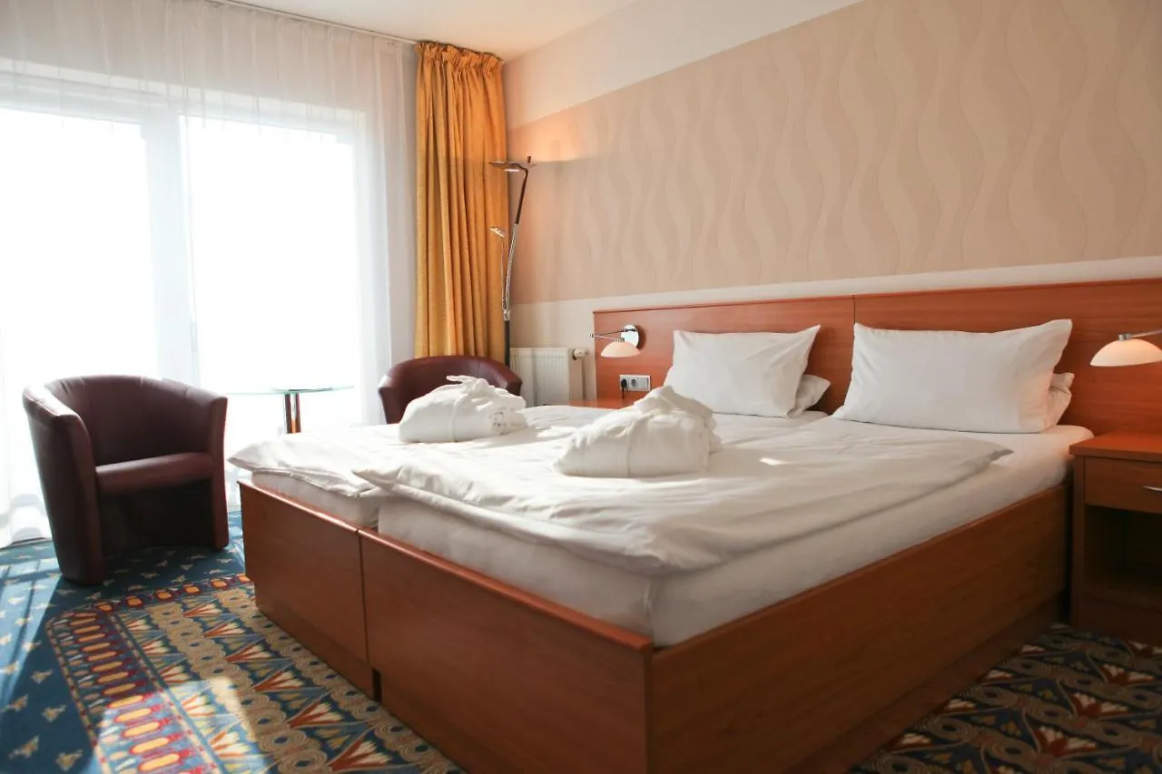 Kurhotel Pyramide Bad Windsheim 4*,