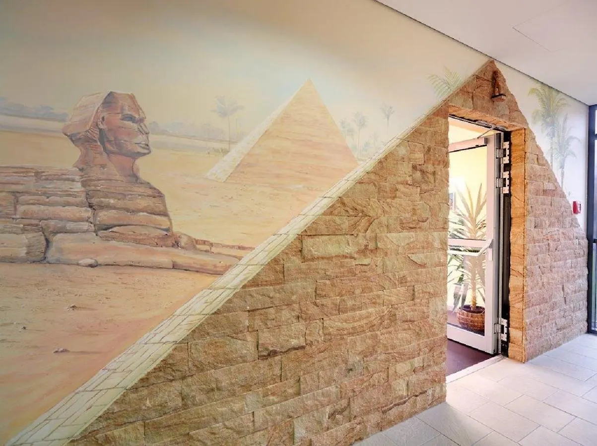 Kurhotel Pyramide Bad Windsheim 4*,
